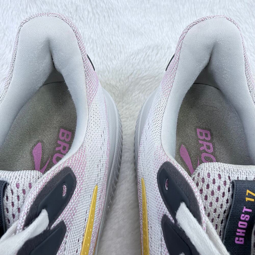 Brooks Ghost 17 Womens Running Shoes Oyster Apricot Pink Size 12 Athletic Shoe - Picture 9 of 10